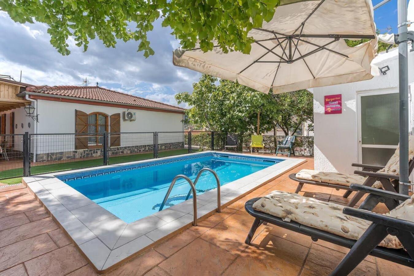 Casa Rural Vistablanca En Una Sola Planta Con Bonitas Vistas Y Piscina - Junto A La Capital Y La Alhambra Сенес де ла Вега Екстериор снимка